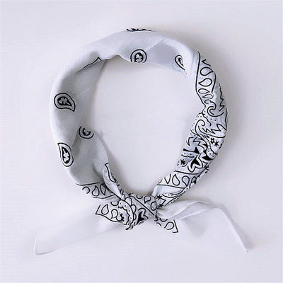 White-Paisley-Bandana_Royalbandana