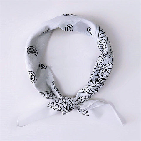 White-Paisley-Bandana_Royalbandana