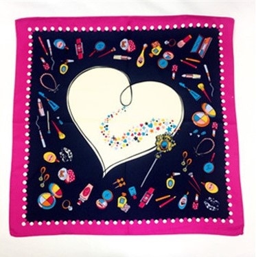 Bandana-Love-pink-print