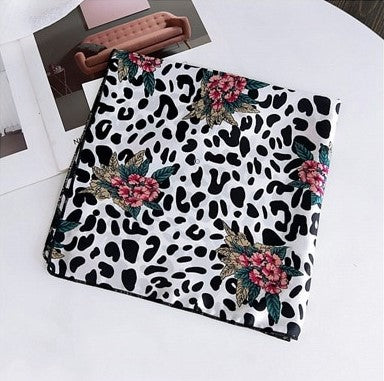 Jupiter-Bandana-women