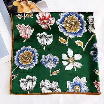 Selene-Bandana-style