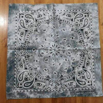 Silver-Bandana-grey